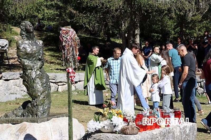 Foto: Na Kedžari služena sveta misa za duvandžije