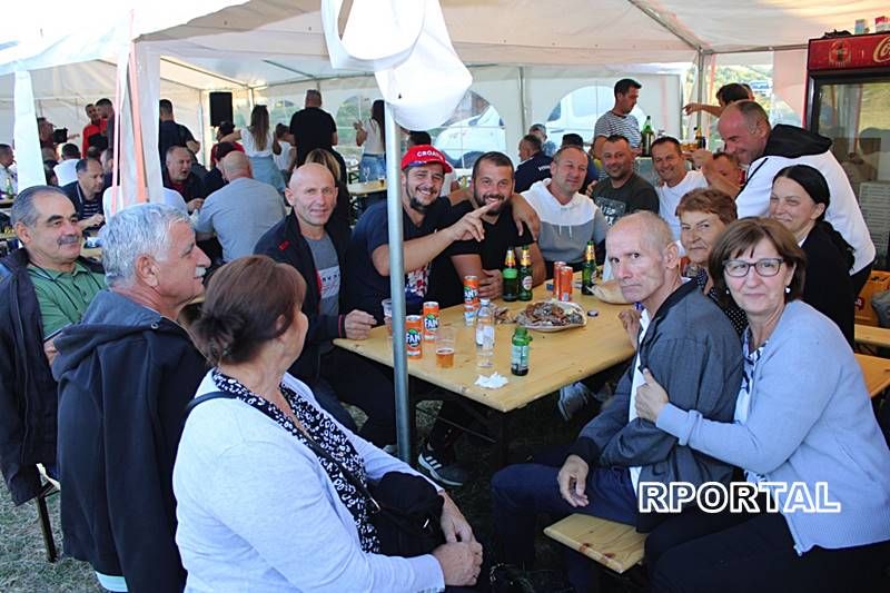 Foto: Održan Prvi susret Proslapljana
