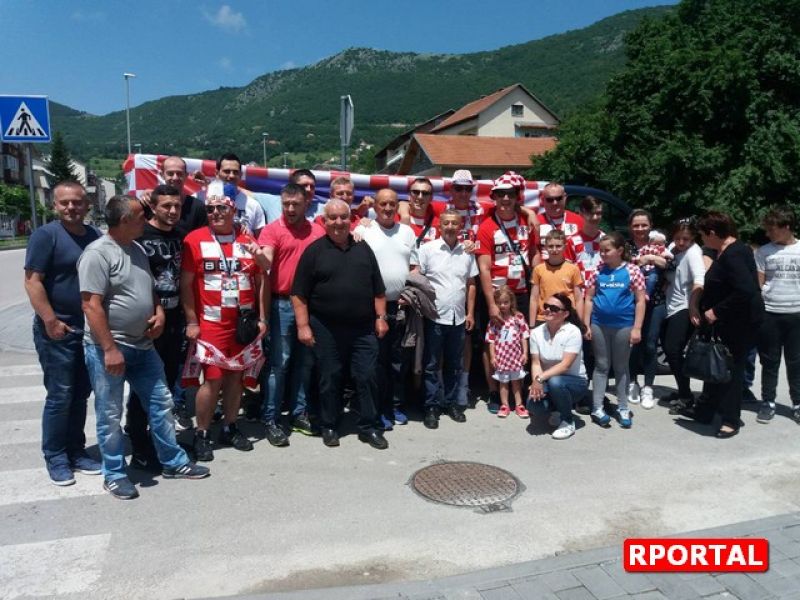 Vatreni navijači otputovali za Rusiju