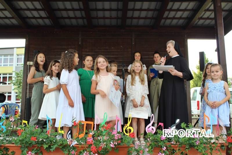 Održan 16. Festival duhovne glazbe &quot;Djeca pjevaju Isusu&quot;