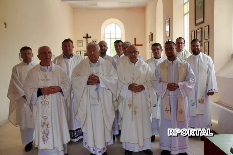 Foto: Dan posvete crkve i Dan duhovnih zvanja u župi Prozor