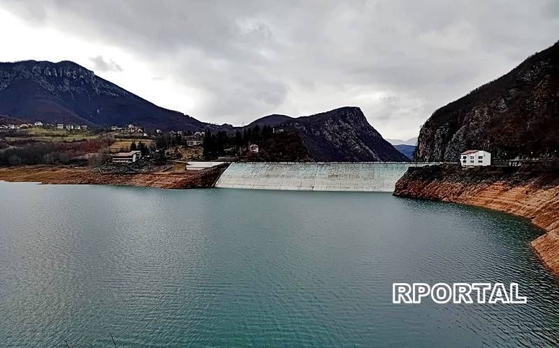Foto: Otapanje snijega i ki&scaron;a pune Ramsko jezero