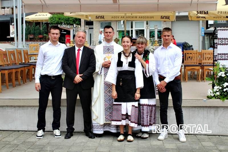 Foto: Mlada misa vlč. Marina Petrovića u župi Prozor