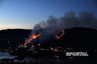 Foto: Požar se ra&scaron;irio na dva kraka i nije pod nadzorom