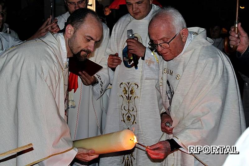 Foto: Vazmeno bdijenje u župi Prozor