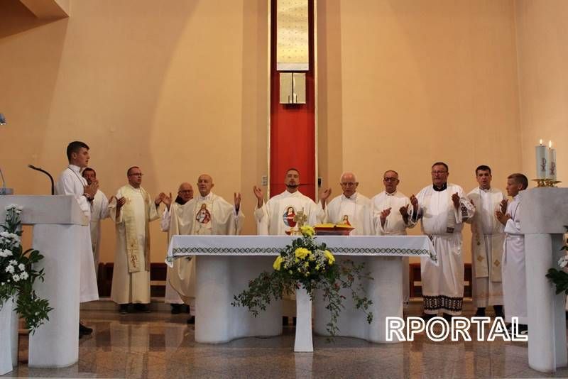 Foto: Dan posvete crkve i Dan duhovnih zvanja u župi Prozor